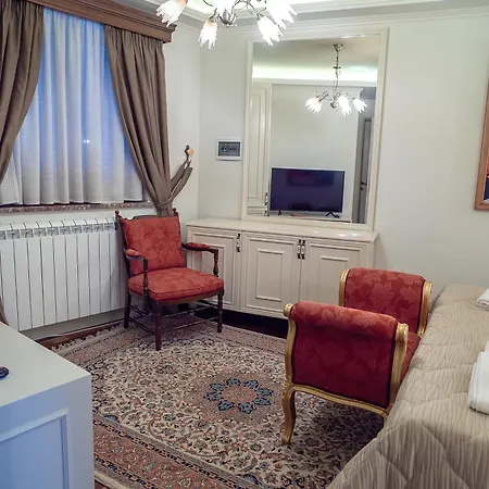 1919 Teto Ollga Корча